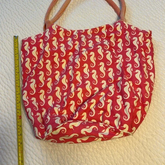 Seahorse Print Tote Bag in Red and Cream - Picture 6 of 7